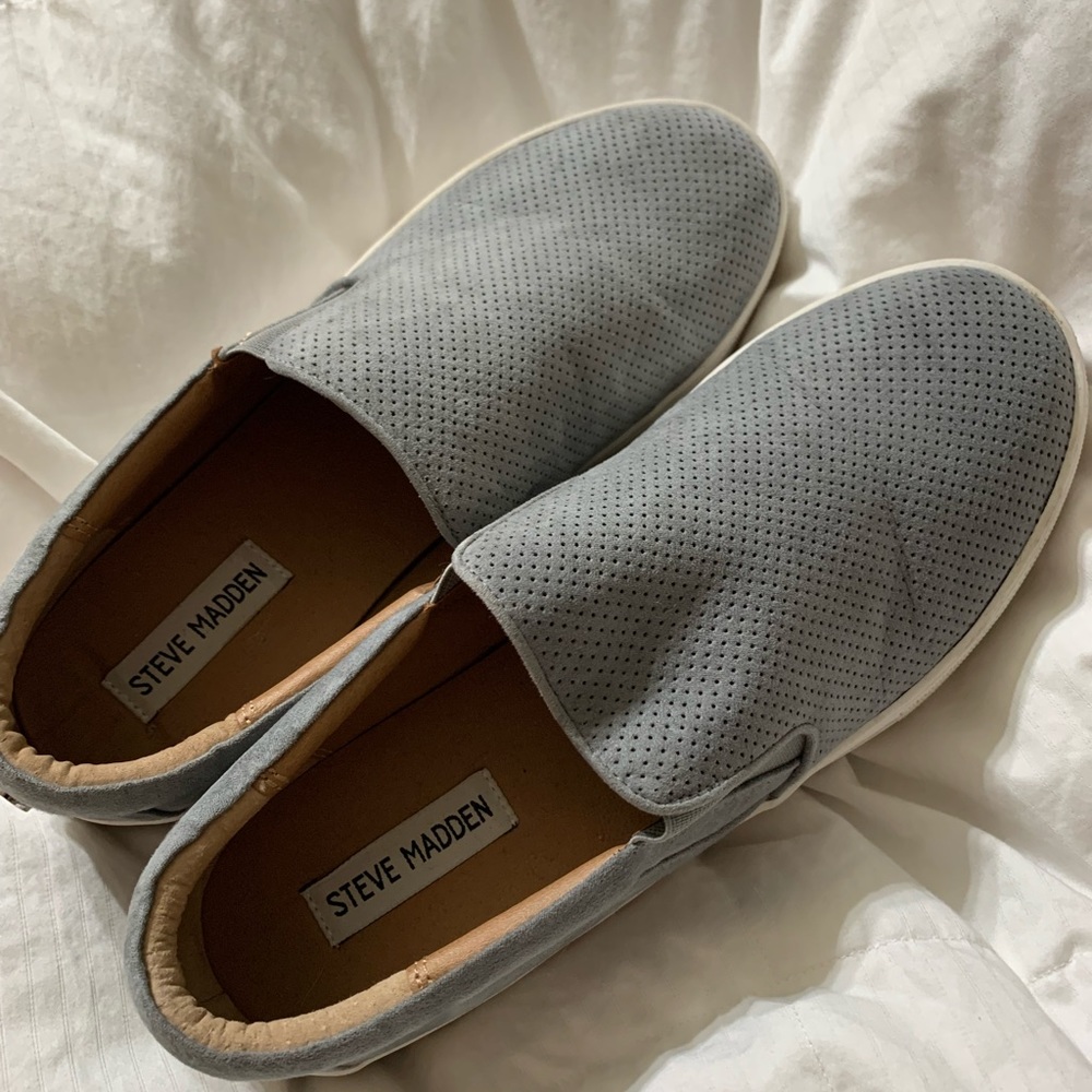 Steve Madden ladies slip on size 10